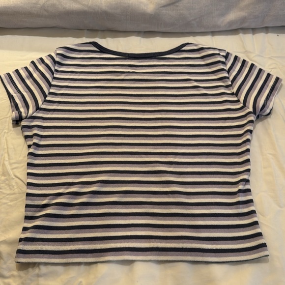 Brandy Melville T Striped - Picture 5 of 5